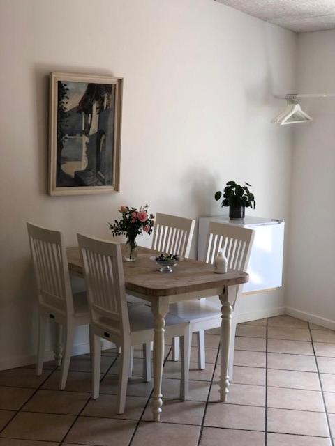 Alleso Gl. Sognefoged Gard Odense Room photo